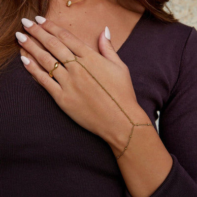 Pulseira de Mão em Corrente Ouro 18K